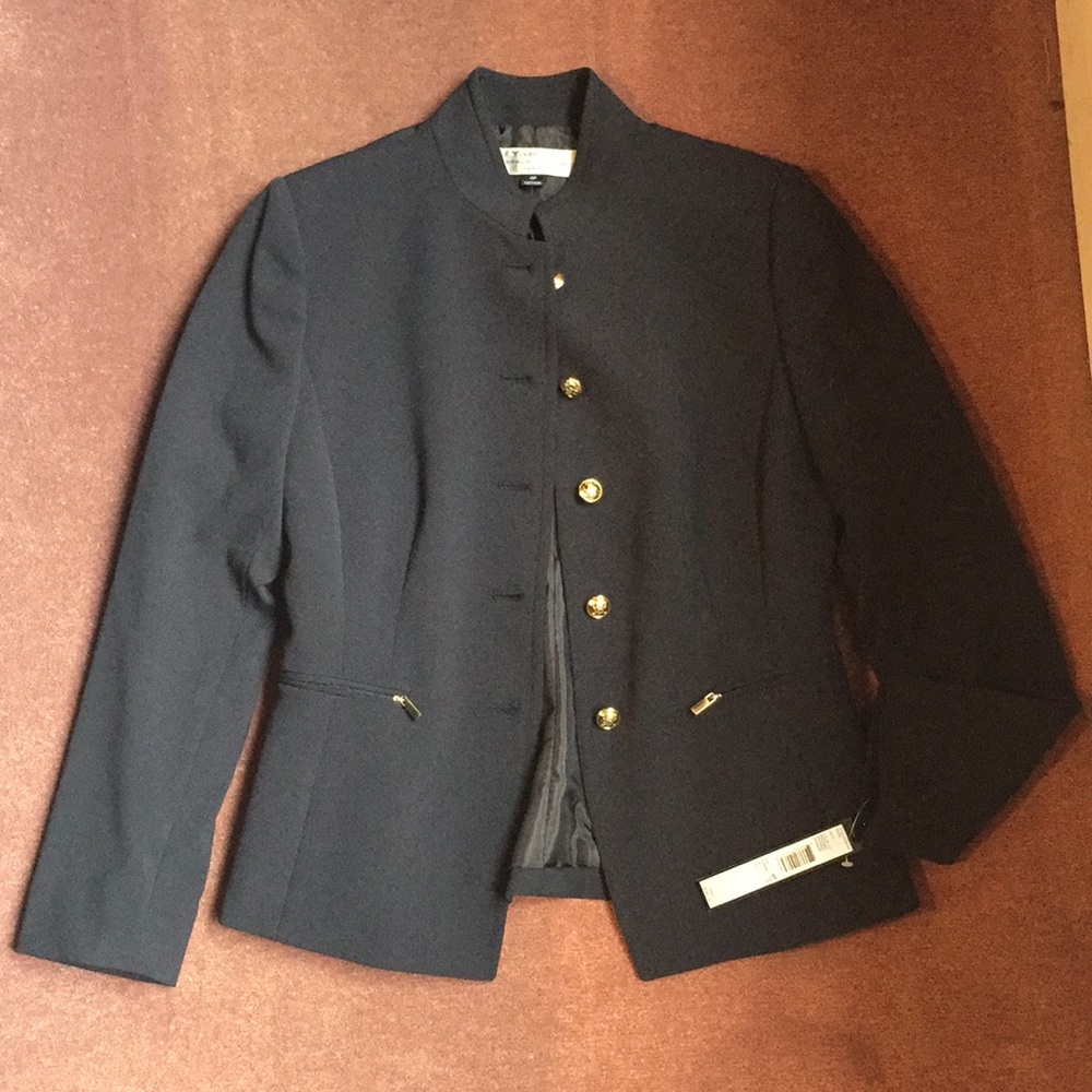 A brand new, never worn Tahari navy blue blazer